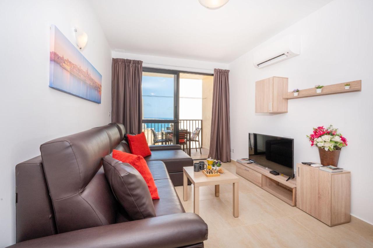 Sea Bliss Apartments With Terrace Just Off Seafront In St Paul'S Bay - By Getawaysmalta St. Paul's Bay Exterior foto